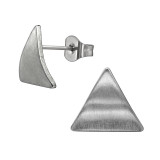 11mm Curved Triangle - 316L Surgical Grade Stainless Steel Stainless Steel Ear studs SD50138