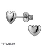 3D Heart - Titanium Titanium Ear Studs SD50372