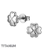 3D Clover - Titanium Titanium Ear Studs SD50376