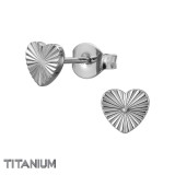 Diamond Cut Heart - Titanium Titanium Ear Studs SD50383